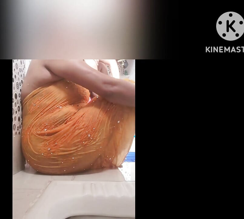 INDIANCĂ DESI PROASPĂT CĂSĂTORITĂ ÎN PRIMA NOAPTE