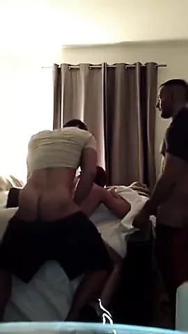 Anon kachche sooar akeli kaim viry rndi porn hasalar ko kirae par deti hai