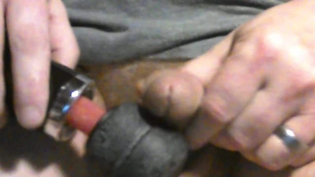 cumming again with vibrator love the cum shot