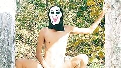 Sexy vysoké pohledné gay muže v lese - muslimský výstřik - velký péro