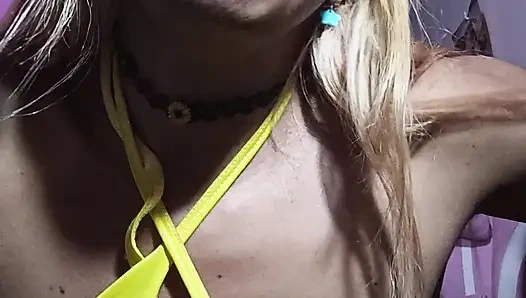 Köstlicher kolumbianischer Bn Arrechitaa bewegt sich ununterbrochen auf deinen Schwanz Gibt dir eine Strafe, bis er alles auf deinen Homiligo-Dadd spritzt