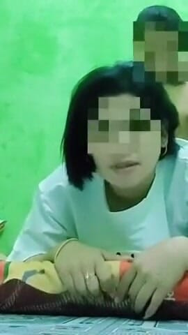 Jistok - Habis mudik, janda minta croot di dalam | Clip 1