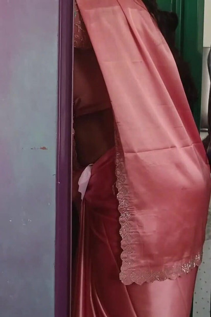 Neue Version - Bürosekretärin mit hausfrau