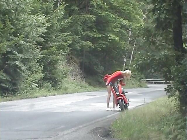 European teen picked up and fucked on the side of the road