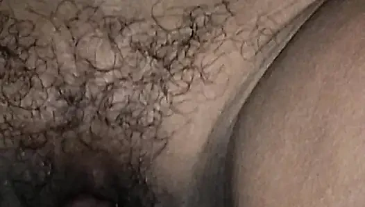 Anjali Bhabhi memiliki montok 15 inci. Desi bhabhi
