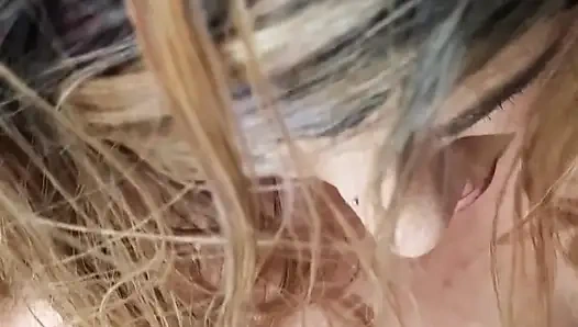 Big-breasted Woman Showing off