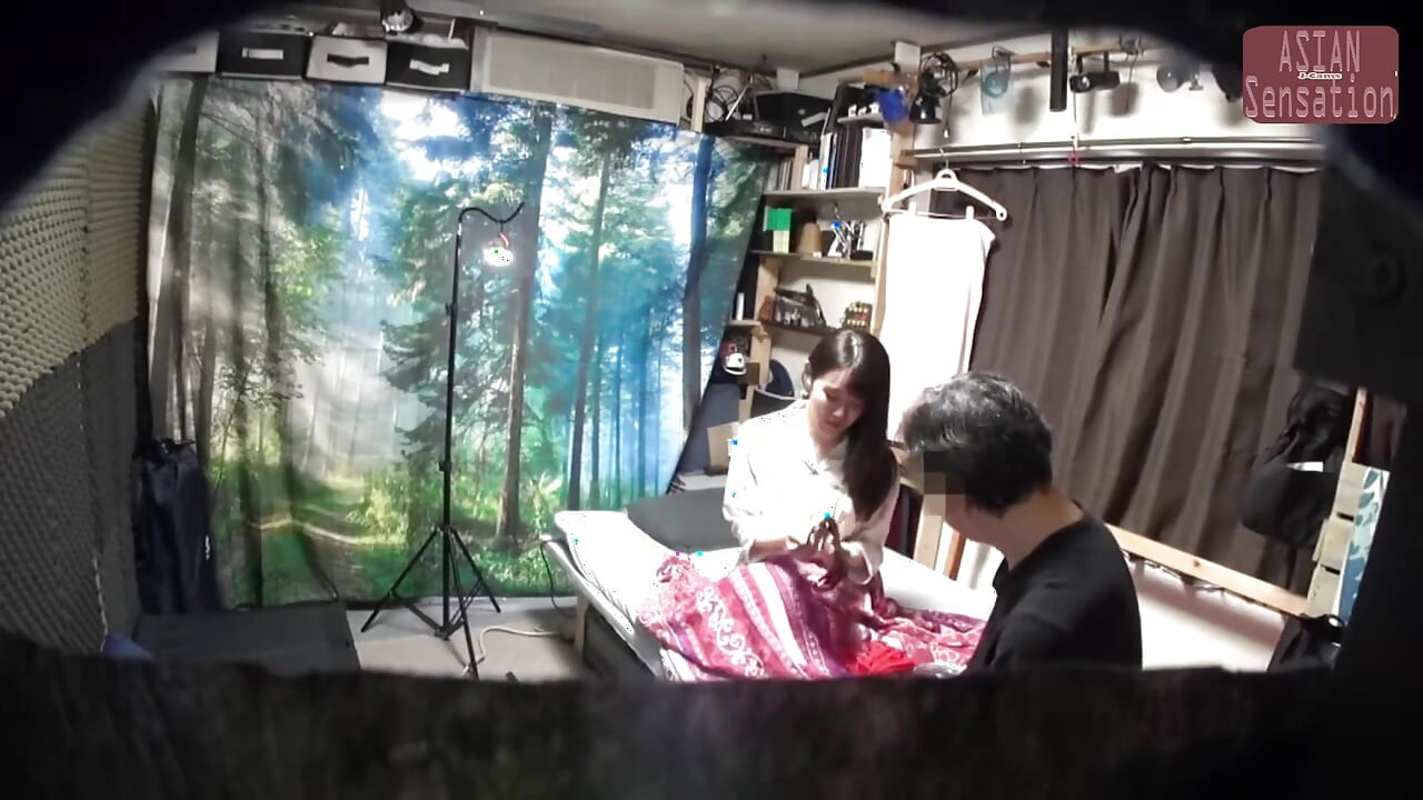 내 마누라의 친구와 함께하는 선을 넘어 - 30 세 - Ep1