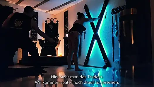 Flogger: Martyrius Raptor-Prototyp im Test (NSFW Version)