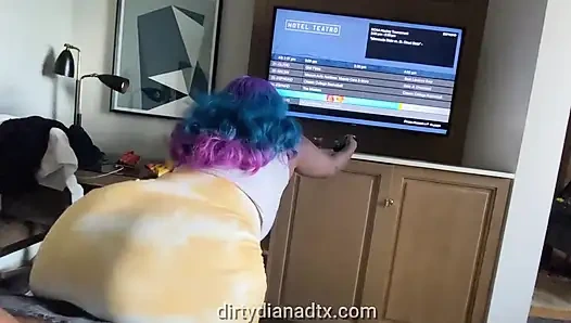 Edepsiz Diana'nın Boston otelinde yüksek sesle inliyor