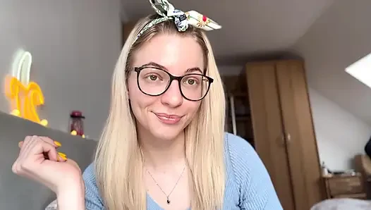 Aku menguras spermanya dari $5329 dan tas baru! (Findom Story)