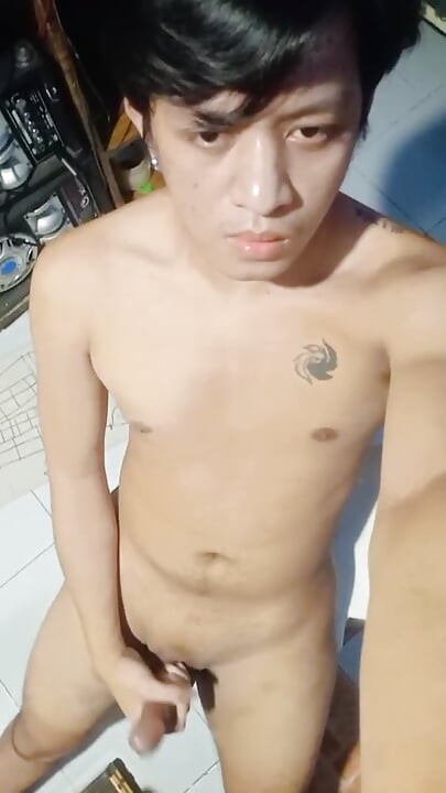 ชักว่าวหนุ่มเอเชียน่ารัก - ฉากสตูดิโอ