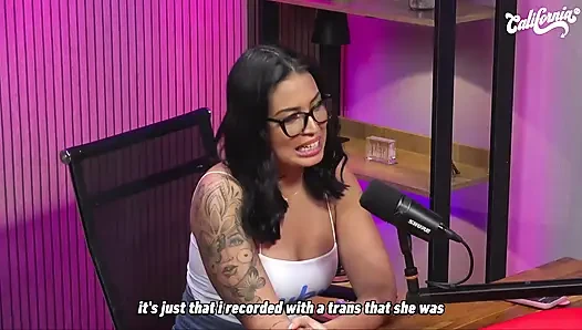 Si cewek hot rambut cokelat mari baianinha dan lesbian whoredom