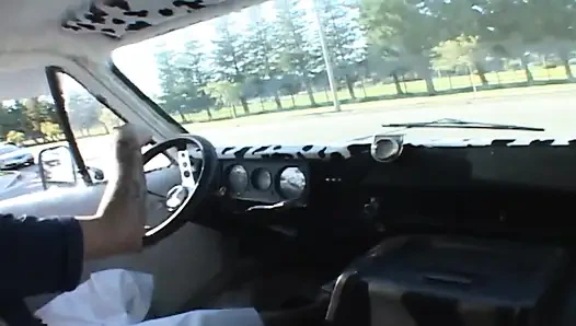 Gadis remaja diajak ngentot dan memeknya dicrot sperma