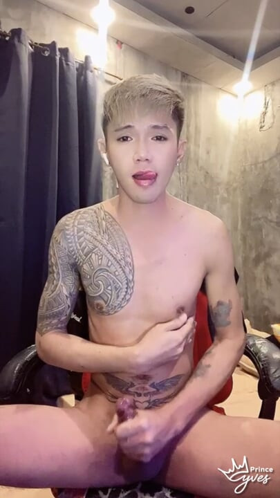 HORNY ASIAN INKED BOY TEASING, NIPPLE PLAY, MASTURBATING FOR HIS VIEWERS