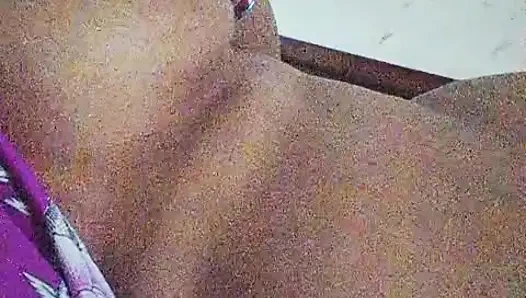 Ateşli göğüsler aşk