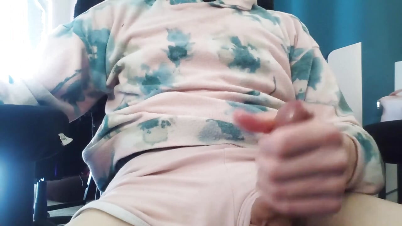 내 핑크색 후드를 입은 쓰다듬기