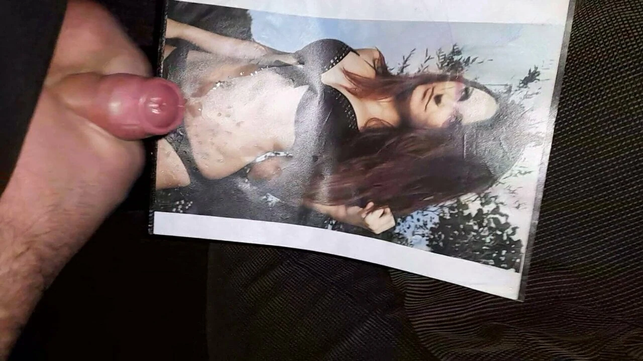 Tribute Facebook Bitch Selina