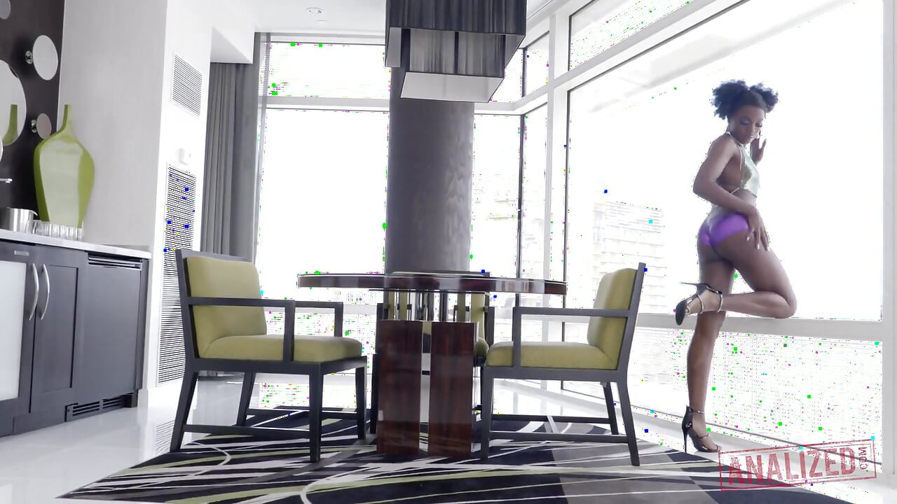 Ana Foxxx'un Markus Dupree ile disko temalı anal partisi