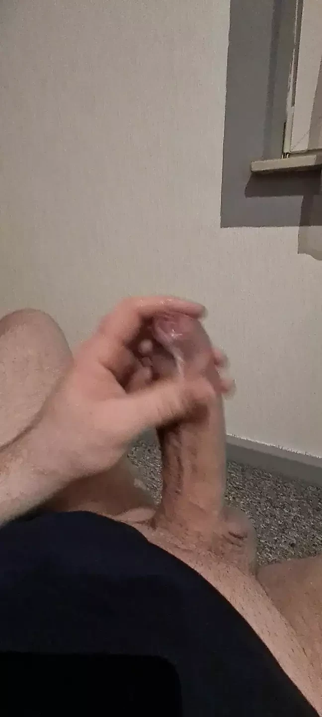 Cuming so hard Svrsavanje sa puno sperme