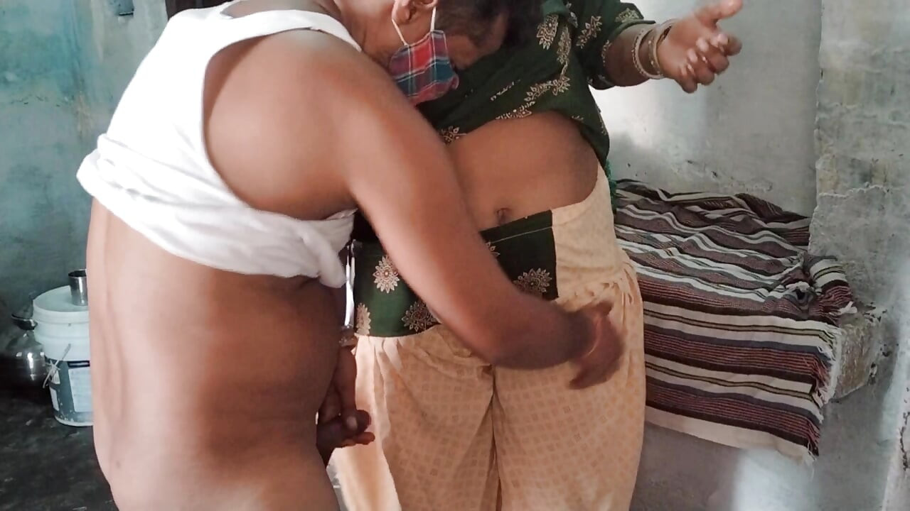 Indian Unmarried Boyfriend & Girlfriend Fucked in Desi Style Hindi