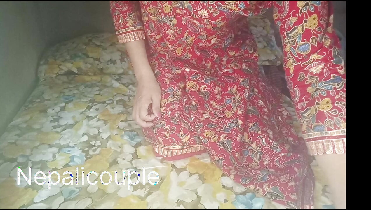 Mero bf lai yahi dress dherai man parxa yahi matrai launa vanxan