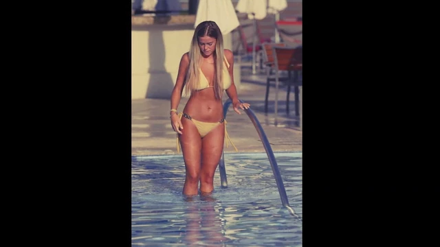 Chloe Meadows - Bikini In Mexico