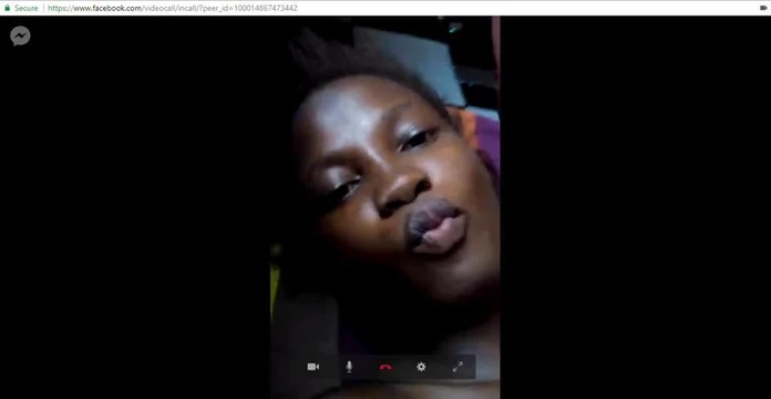 Nigerian girl selfi