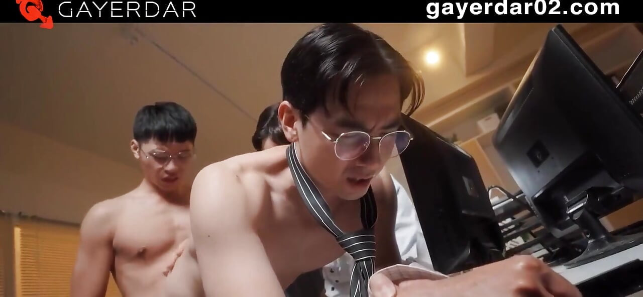 Gdsr-001-2 Gaydar Office Ep2: Threesome with Chastity Slave