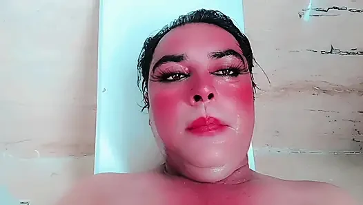 Pakistani Imran solo home