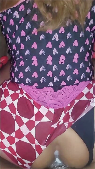 She knows how to do a really beautiful anal gap.