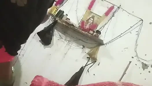 Elder drains water from cock Hindi Audio: Best handjobs