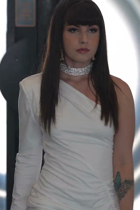 Small Tits Secretary Gets Eaten Out by Her Busty Lesbian Boss