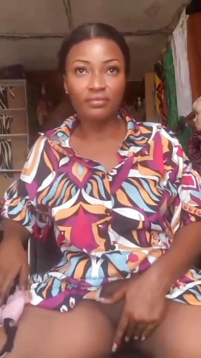 Public Masturbation of a Horny Mama Playing Her Fat Pussy in Her Shop for Her Lover