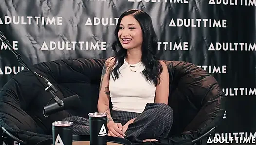 Avery Black Dry Humping, Kejahatan Sejati, & Mengarahkan VR Jagung | Podcast Khusus Orang Dewasa