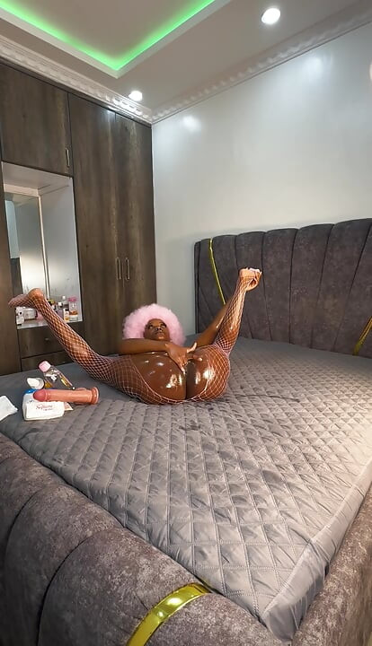 A Girl in Pink Loves Some Orgasm