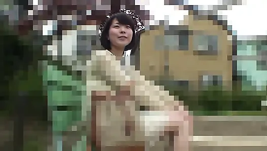 Japon bayanı alıp götürüp dölleniyor