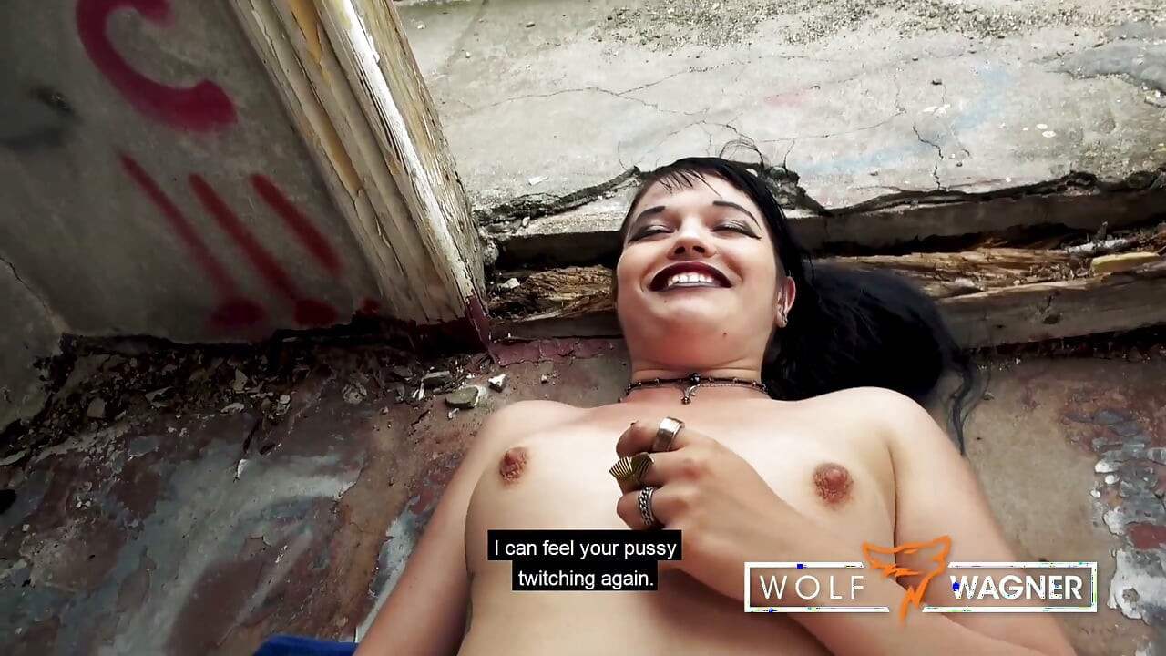 Açık Havada Seks - Ateşli Emo Goth Alternatif Genç Sürtük