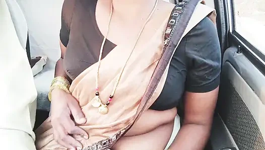 Hintli cal gil arabada müşteri için seks öğretiyor. Telugu edepsizce konuşuyor.