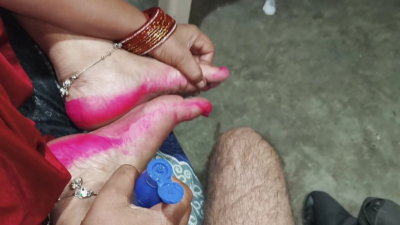 Meri hot aur moti wife ki chut