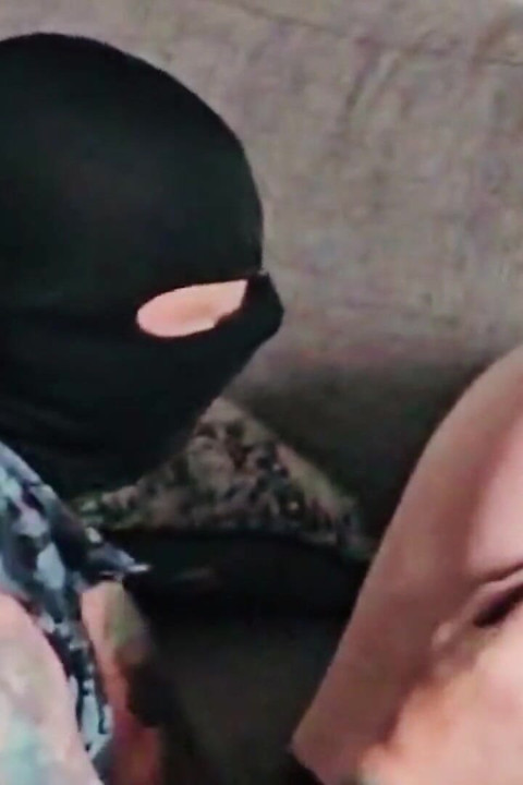 Растягивание нарциссов, пизда шлюхи