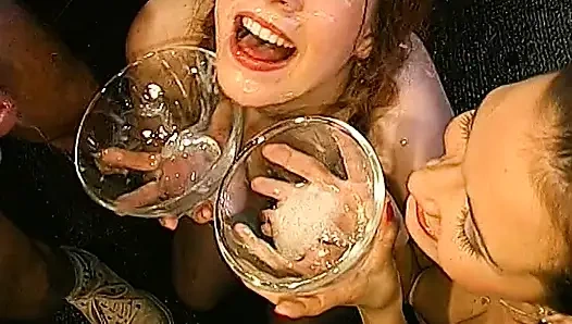 Sperma Vahşi Yüze Boşalma Çılgınlığında Sırılsıklam Sürtükler