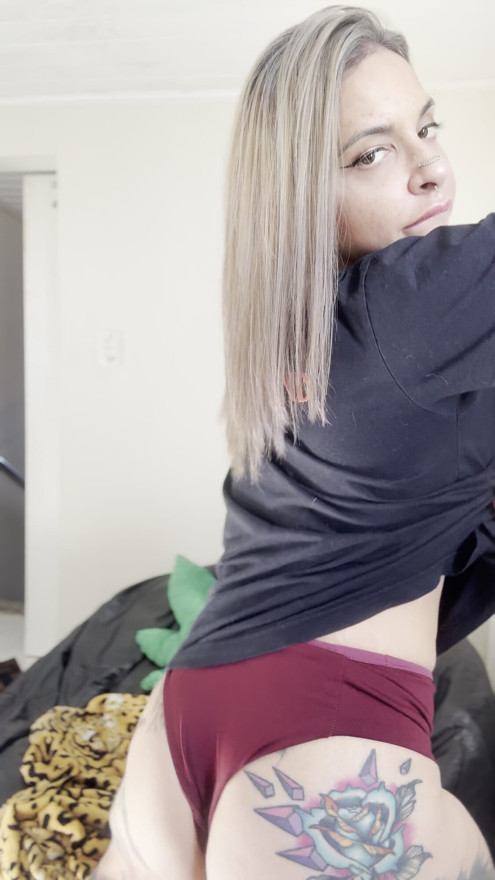 Should I dominate your thoughts tonight? 😘