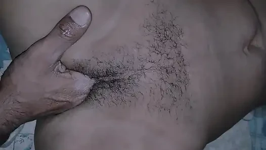 He put his hand in his wife's pussy and inserted the cucumber, the pussy and ass exploded.