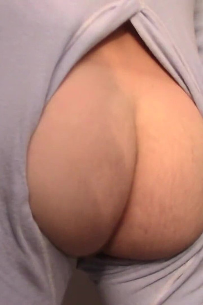 Str8 Mickey Bulges külotunun dışında