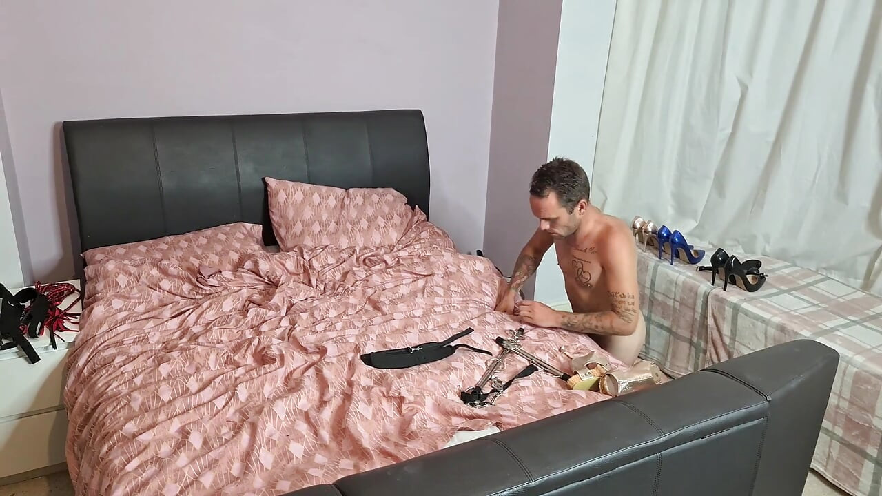 Vrouwen, zwanger, schoenen en een slaaf!