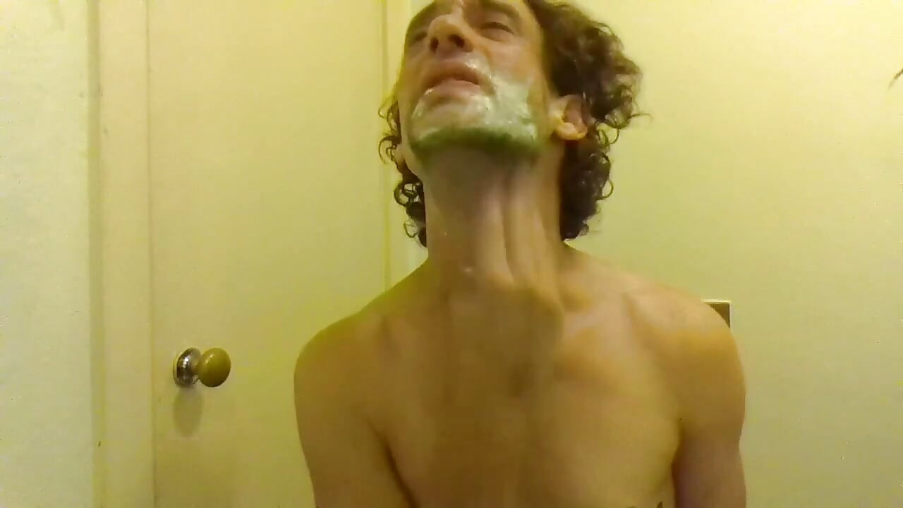 Face Shaving Fetish Fanclub Video of the Month - August 2021