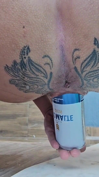 BRAVE GIRL PUTS A CAN IN TIGHT PUSSY | Clip 1