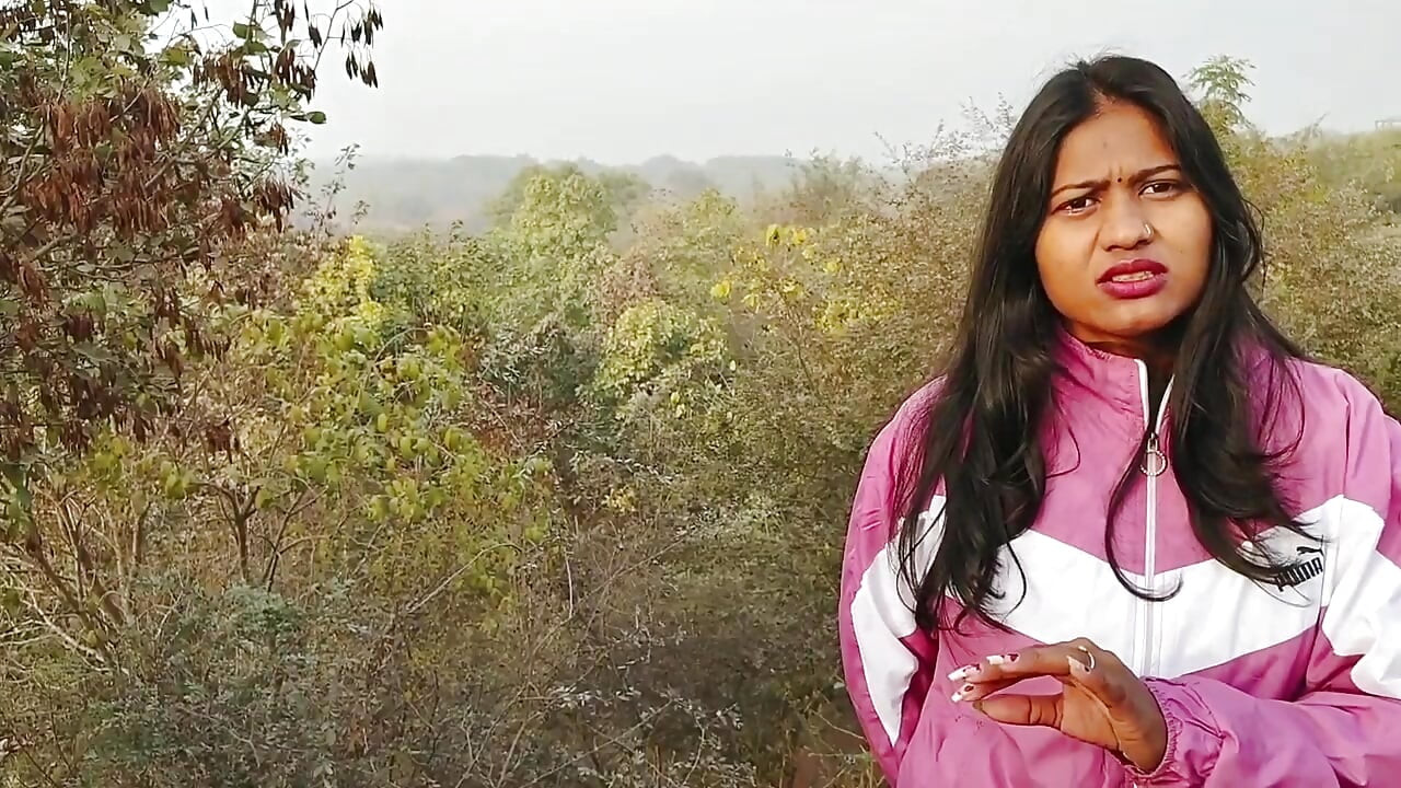 Horny Bengali secretary fucks her boss in Delhi to maintain her sexy figure