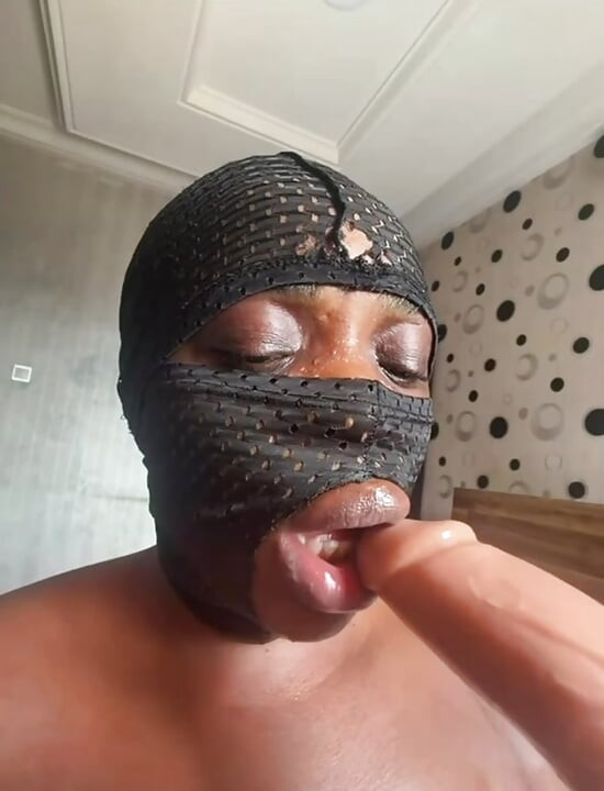 En iyi fışkırtma videosu yüksek inlemelerle