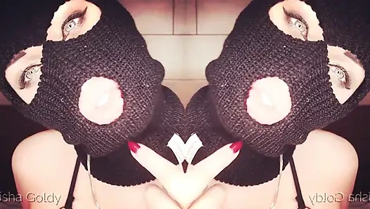 Tuan rumah oleh gangster seksi dengan bibir yang indah!